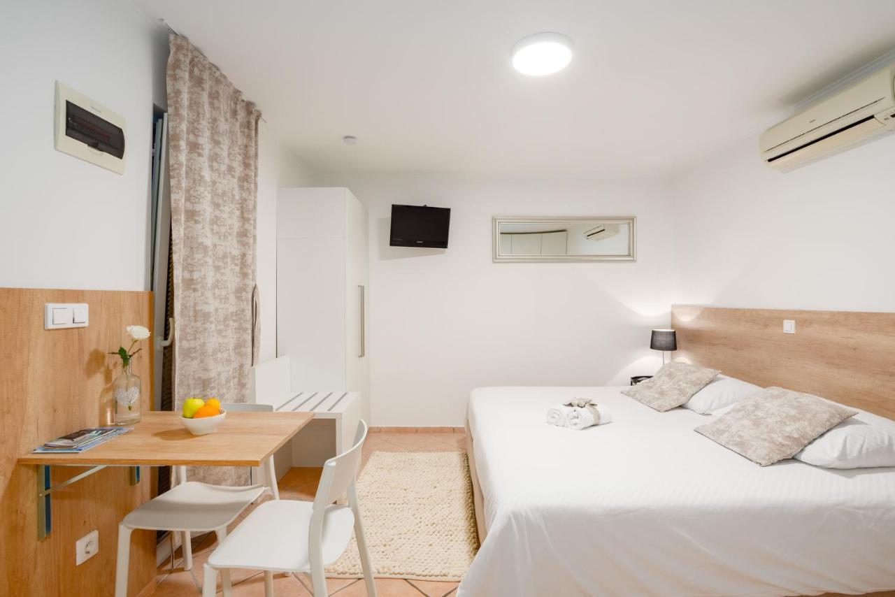 Apartments & Rooms Buble Trogir Exterior foto