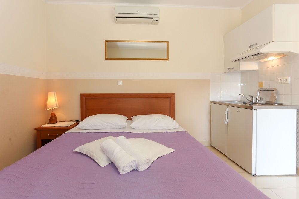 Apartments & Rooms Buble Trogir Exterior foto