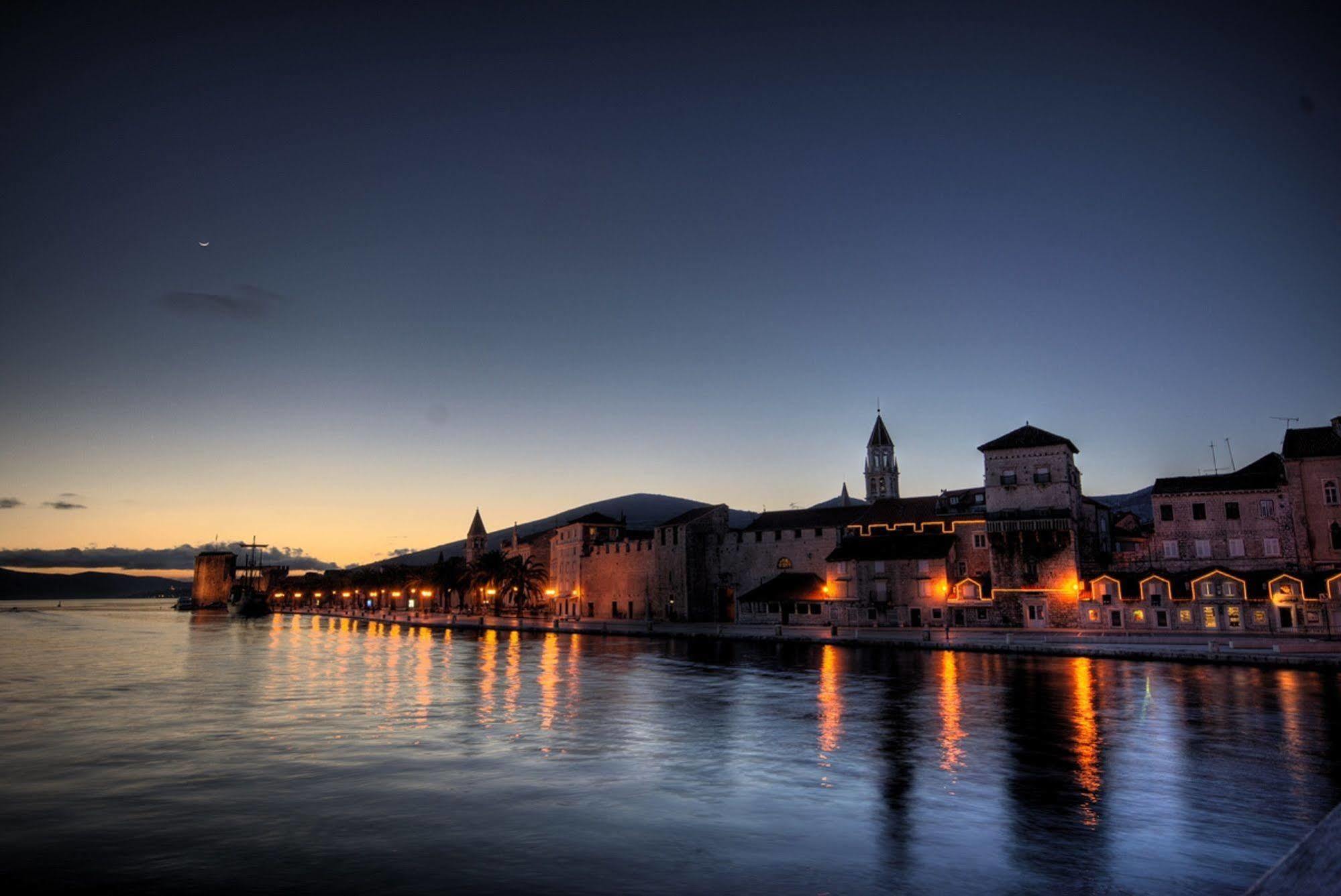 Apartments & Rooms Buble Trogir Exterior foto